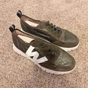 Wonders Luna sneaker